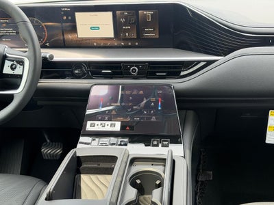 2027 INFINITI QX80 LUXE AWD