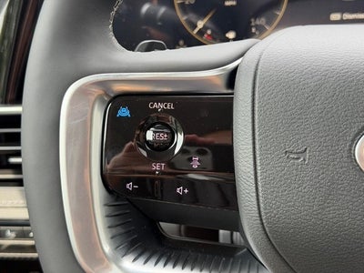 2027 INFINITI QX80 LUXE AWD