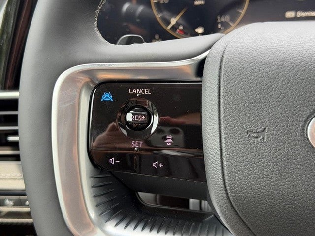 2027 INFINITI QX80 LUXE AWD