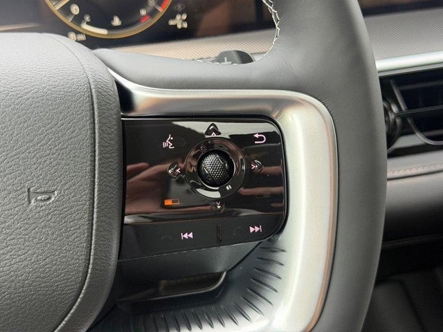 2027 INFINITI QX80 LUXE AWD