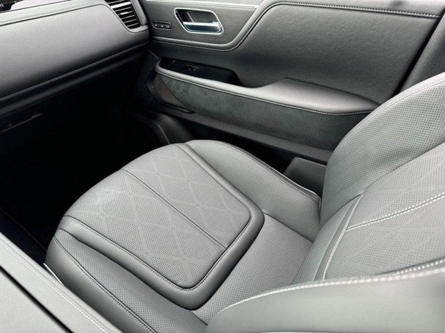 2025 INFINITI QX80 SENSORY AWD